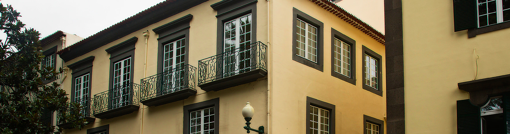 Welcome to The Wine Lodges luxury Apartments in the centre of Funchal